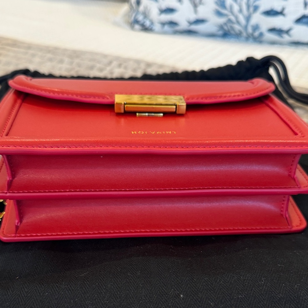 Red Leather Women's Bolvaint crossbody Bag NEW WITH TAGS - Picture 7 of 11